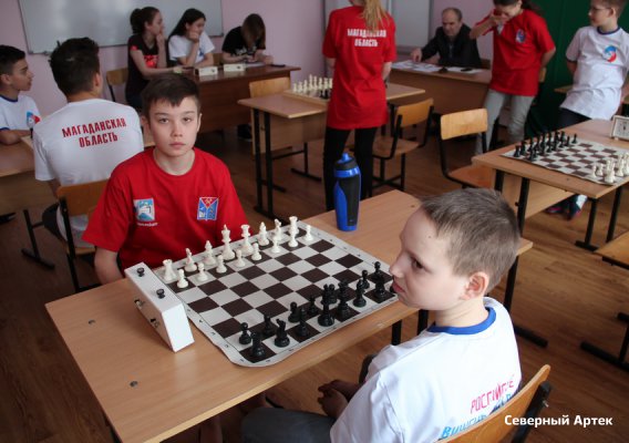 15 марта в МОГАУ «ДЮОЦ», лагере «Северный Артек» стартовали областные соревнования по шахматам «Белая ладья» среди учащихся общеобразовательных организаций. 